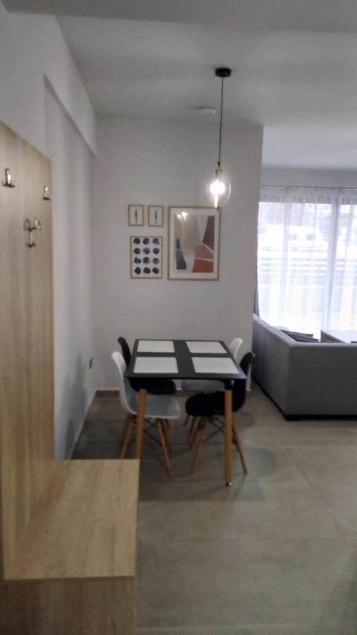 Psammites Appartement Kalampáka Buitenkant foto